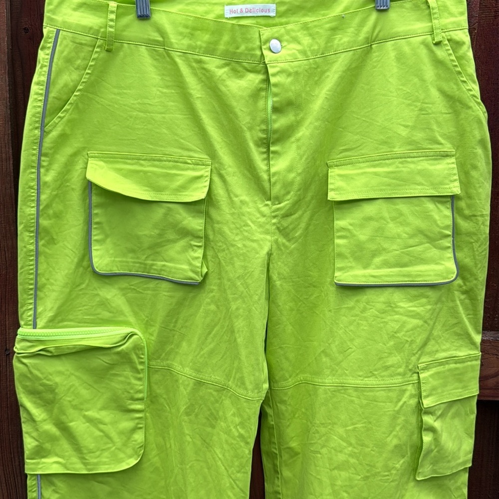 Hot & Delicious Neon Green Pants Plus Size 3X - Picture 2 of 9